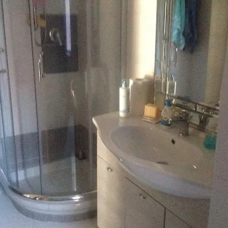 Very Close To The Beach Apartament *